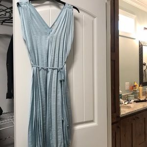 A Glow Maternity dress.